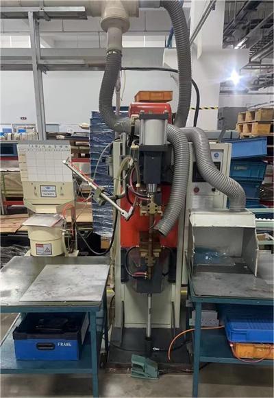 14、自動焊接機.jpg